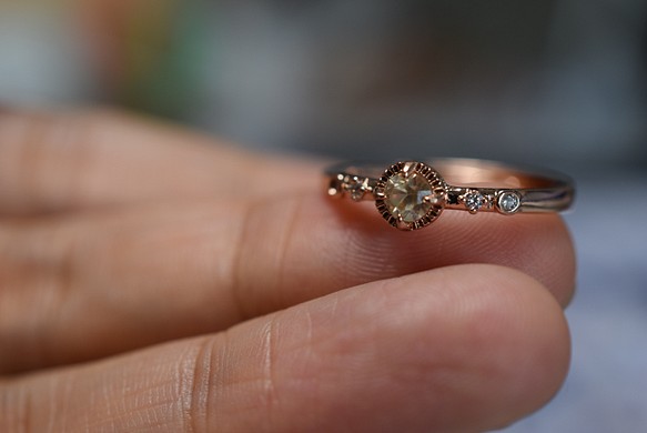 RG23-206 宝石質 ミャンマー産 天然 イエロー ジルコン 風信子石 リング 指輪 シンプル フリーサイズ 金属ア 1枚目の画像