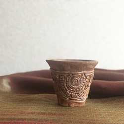 陶器でできた縄文土器風のカップ（3） 1枚目の画像