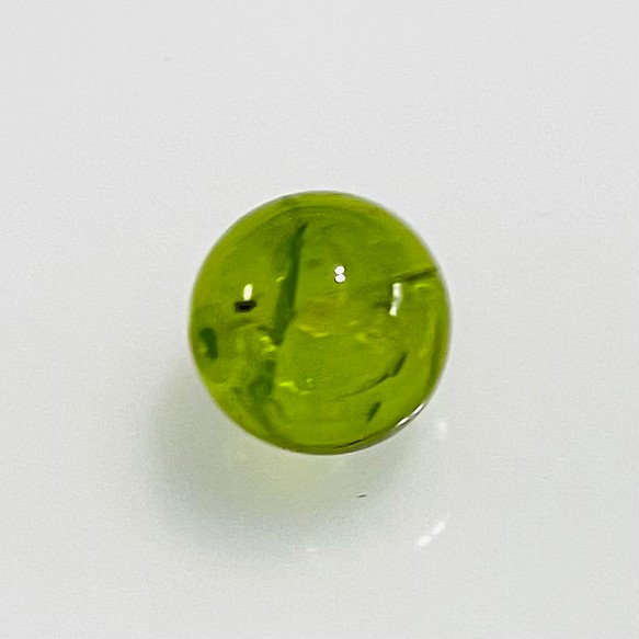 CYA【AAA ペリドット 9.0mm玉 １粒売!!】 天然石ビーズ 8月誕生石 現物 1枚目の画像