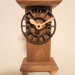 無垢材　木の置き時計　アラビア数字 1枚目の画像