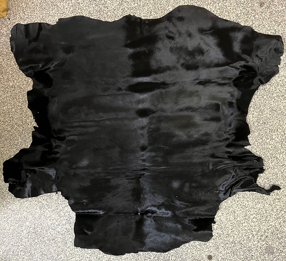 イタリア産 ハラコ ブラック 1枚目の画像