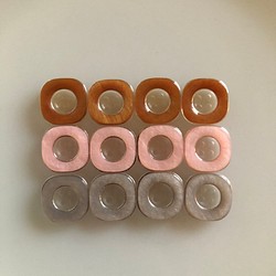 アンティーク ボタン 4個　ビンテージ 昭和 レトロ 個性的 ハンドメイド素材 日本製 ポップ アクセ　キャンディ　飴 1枚目の画像