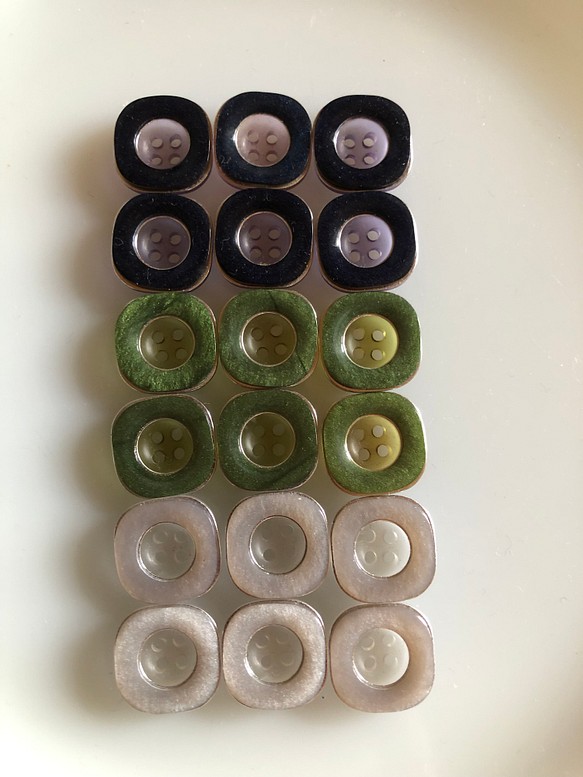 アンティーク ボタン 6個　ビンテージ 昭和 レトロ 個性的 ハンドメイド素材 日本製 ポップ アクセ　キャンディ 1枚目の画像