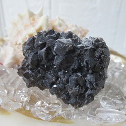 天然石　原石　モリオン（黒水晶）クラスター　４０ｇ 1枚目の画像