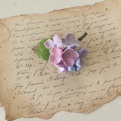 染め花の紫陽花のポニーフック(ピンクパープル) 1枚目の画像