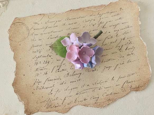 染め花の紫陽花のポニーフック(ピンクパープル) 1枚目の画像
