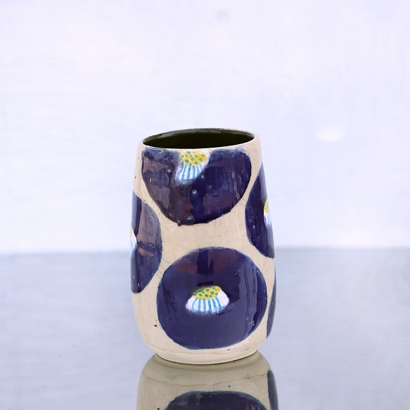コバルトブルー釉による椿花の花器 1枚目の画像