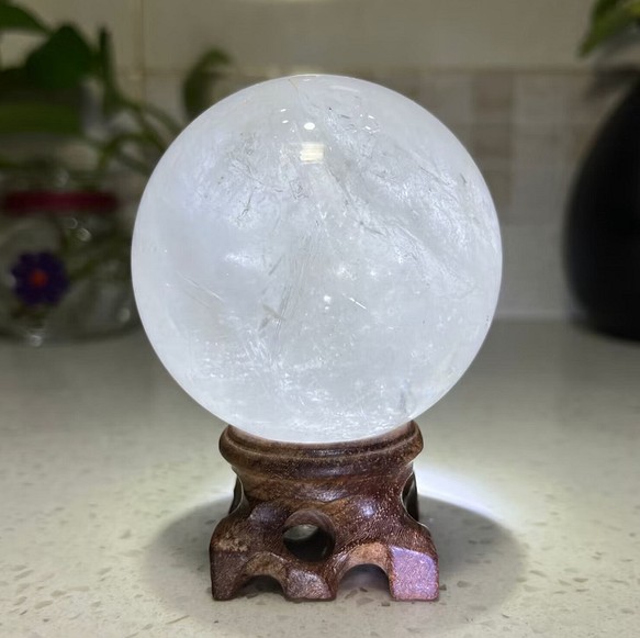 天然石 水晶ボール 無色透明 水晶玉 台座付き インテリア 置物 浄化