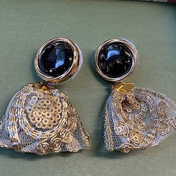 BLACK×GOLDピアス（P32） ピアス（スタッド・一粒） MEJUL 通販