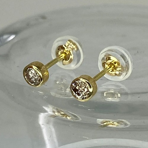 k18YG AU750 18金 天然ダイヤモンド 0.16ct ピアス-