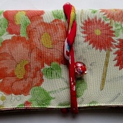 ７１４７　花柄の着物で作った和風財布・ポーチ＃送料無料 1枚目の画像