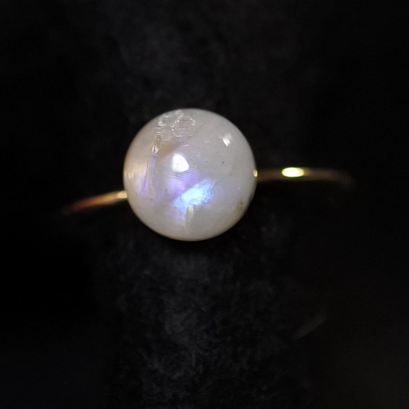 （1 件）彩虹月光石手術用不銹鋼戒指（8 毫米/均碼） 第1張的照片