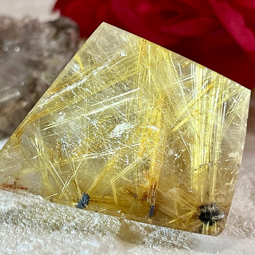 太陽ルチル✨ タイチン ゴールド ルチルクォーツ クリスタル 水晶 原石