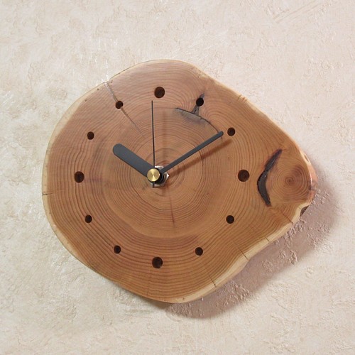 縁起の良い木《いちい（一位）輪切り》天然木 木製時計6（掛け時計 ...