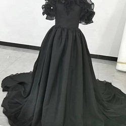 古典派對禮服脫殼黑色豐滿軟背絲帶優雅二度派對 第1張的照片