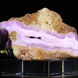 78g『レア』 蛍光 ロータスピンク 天然 アラゴナイト 原石 鉱物 標本｜アフガニスタン ヘルマンド州 産 1枚目の画像