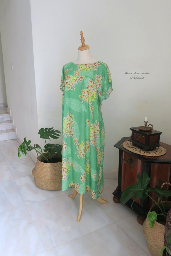 花裙/綠色（穆斯林婦女/傳統服飾面料）可完全水洗/無需熨燙/新加坡包郵 第1張的照片