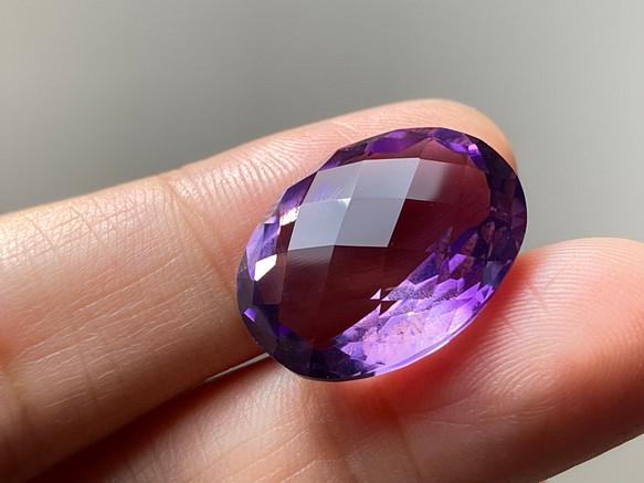 AMR06 天然 大粒 アメジスト 楕円 アメシスト 紫水晶 ２月誕生石