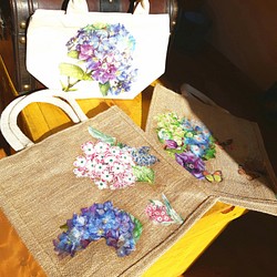 紫陽花　花　バッグ　麻　ジュートバッグ 1枚目の画像