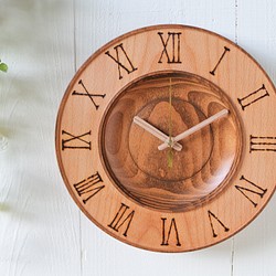 レトロな丸時計　直径25cm　ブラウン色 　丸掛時計 1枚目の画像