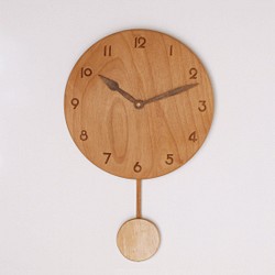 木製 振り子時計 丸型　アルダー材1 1枚目の画像