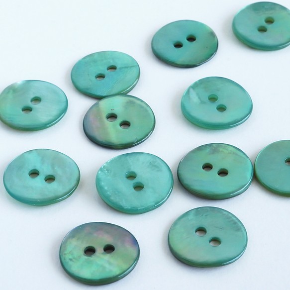 (3個) 12mm カラー貝ボタン ミントグリーン フランス製 ＊ 天然素材 シェルボタン　青磁色 1枚目の画像