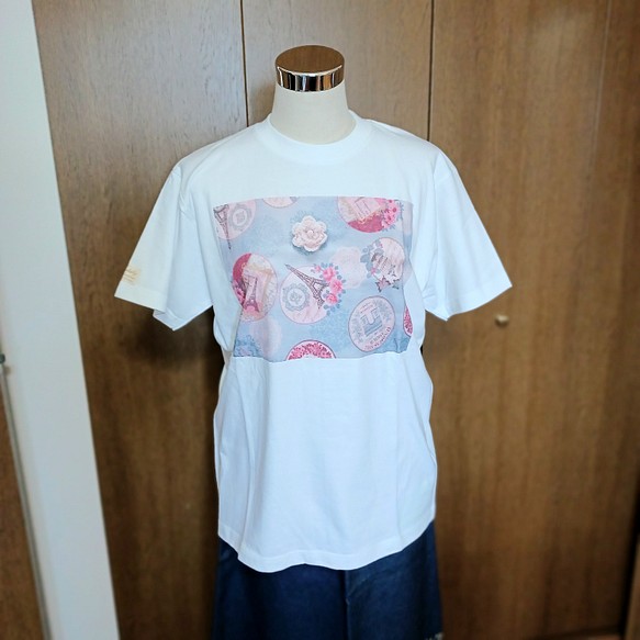 エッフェル塔柄＆お花モチーフTシャツ(ゆったりサイズ)送料無料 1枚目の画像