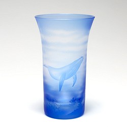 被せグラス くじらの海 （クリアー地にブルー）一口ビール・冷酒グラスに 1枚目の画像