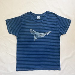 送料無料 鯨の藍染ボーダークルーネックTシャツ　マリンボーダー 海　 1枚目の画像