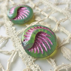 護　緑ピンク　チェコビーズCzech Glass Beads２個 1枚目の画像