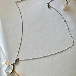 [銀色]復古施華洛世奇白色吉布雷項鍊 第1張的照片