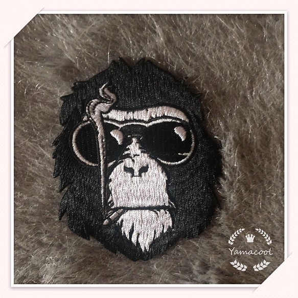 XZ05 刺繍アイロンワッペン　チンパンジー　ゴリラ　大きいサイズ　1枚