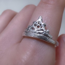 蕾絲皇冠純銀戒指 (尺寸可微調) 第1張的照片