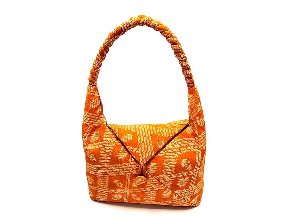 懐古袋(かいこふくろ)   あづま袋風  （和風ショルダーバッグ）　正絹　総絞り　(オレンジ色） 1枚目の画像
