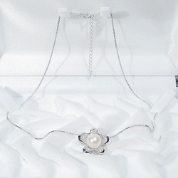 10mm本真珠（淡水）とSV925のネックレス（5cmアジャスター、ロジウム、キュービックジルコニア） ネックレス・ペンダント 山崎恵美子  通販｜Creema(クリーマ)