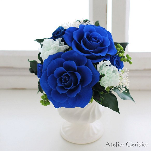 プリザーブドフラワー＜ブルーローズ＞ アレンジメント 青い薔薇【お祝い】母の日