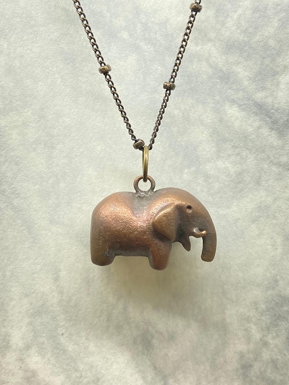 送料無料 アフリカゾウのペンダント 真鍮 1枚目の画像