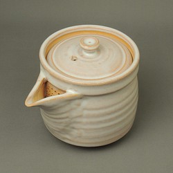 萩燒茶壺 第1張的照片