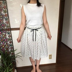【SALE】 着物 リメイク 花柄 ギャザースカート 1枚目の画像