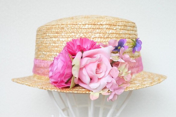 【sale】ピンクのお花の麦わら帽子 1枚目の画像