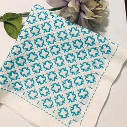 刺し子の花ふきん No 26 変わり花十字 その他キッチン小物 H Y A 通販 Creema クリーマ ハンドメイド 手作り クラフト作品の販売サイト