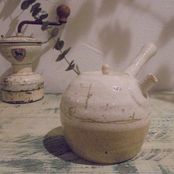 『モダン粉引き加飾ポットα』ティーポットコーヒーお茶湯呑和モダン急須 1枚目の画像
