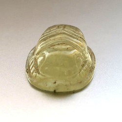 利比亞玻璃（聖甲蟲雕刻） 第1張的照片
