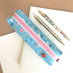 日式筆盒[絲綢] 第1張的照片