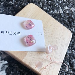 ☆期間限定・送料無料☆春の彩り☆ぷるぷる一粒ピアス☆spring pink earring 1枚目の画像