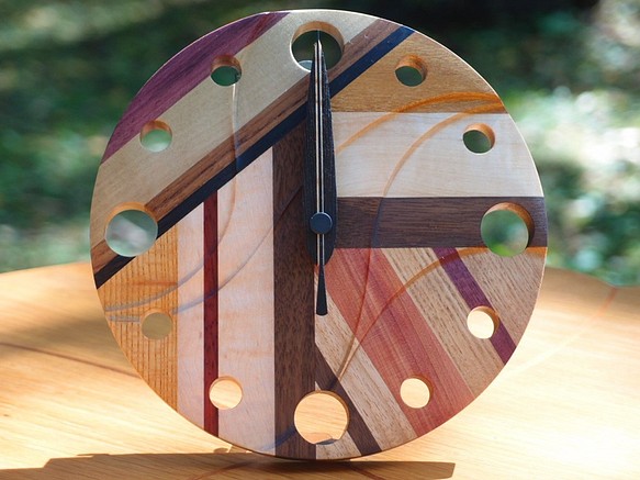 無垢の木の電波掛け置き時計　モザイク　０００４ 1枚目の画像