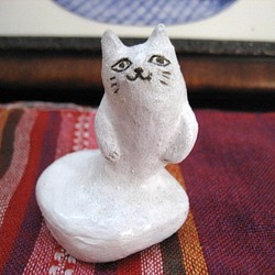 オーブン陶芸　餅の妖精（？）　猫顔　ネコ餅 1枚目の画像