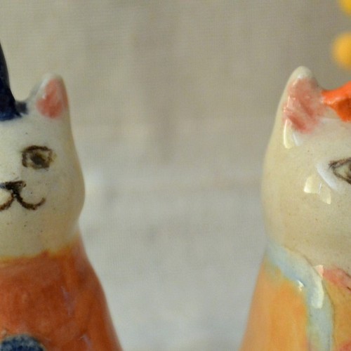 ひな人形 ネコのお雛様 白猫 カラフルおひなさま 手作り陶器・陶芸 