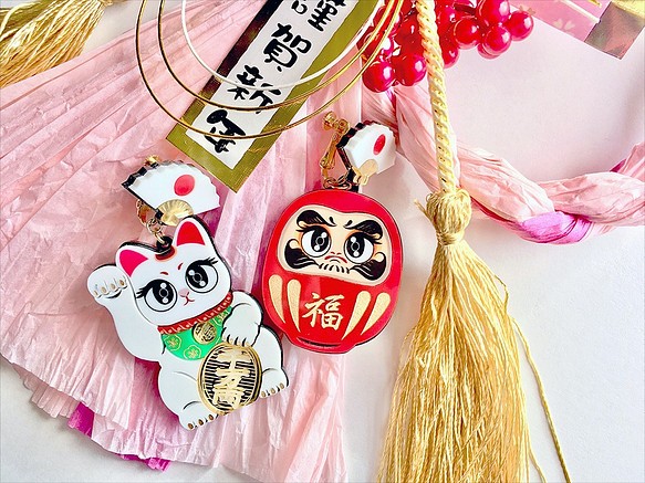 瘋狂的日本耳環/耳環（Maneki Neko和Daruma套裝） 第1張的照片