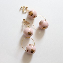 Vintage glass pink＆gold earring/pierce 1枚目の画像